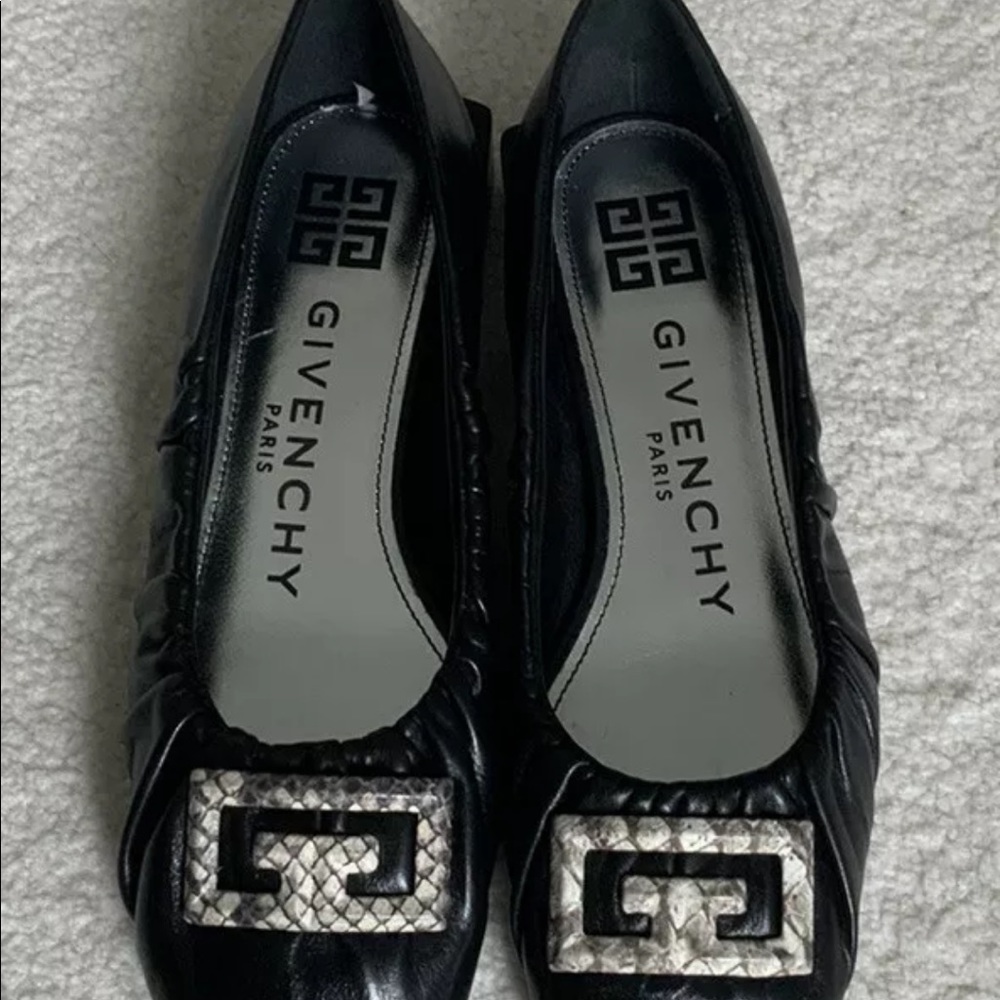 Givenchy flats - Picture 4 of 5